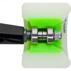 Bones Bearings Race Reds (Set Of 8) 7 Bones Bearings Race Reds (Set Of 8)