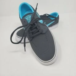 Nike Shoes SB Stefan Janoski NB BG Youth - Anthracite/Gum Blue White Black 8 Nike Shoes SB Stefan Janoski NB BG Youth - Anthracite/Gum Blue White Black
