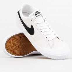Nike Shoes SB Zoom Blazer Low XT - Summit White/Black White MEN 6 Nike Shoes SB Zoom Blazer Low XT - Summit White/Black White MEN