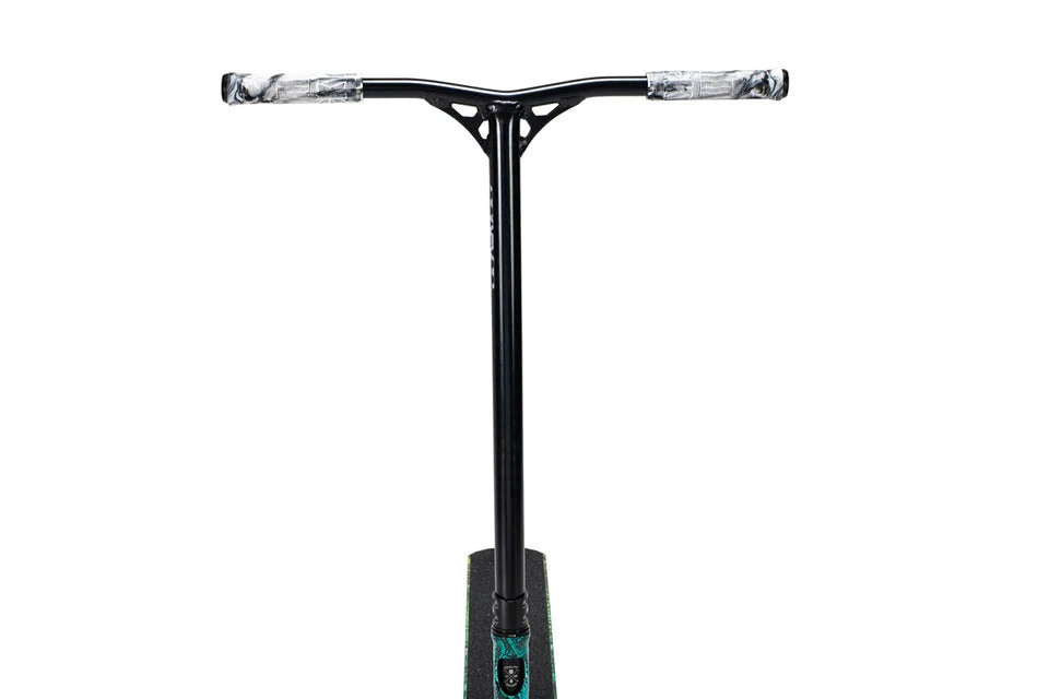 Lucky Scooters Lucky Prospect Complete Pro Scooter - Recoil Lucky Scooters Lucky Prospect Complete Pro Scooter - Recoil