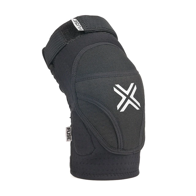 Fuse Protection Alpha Knee Pad - Black PROTECTIVE GEARS 4 Fuse Protection Alpha Knee Pad - Black PROTECTIVE GEARS