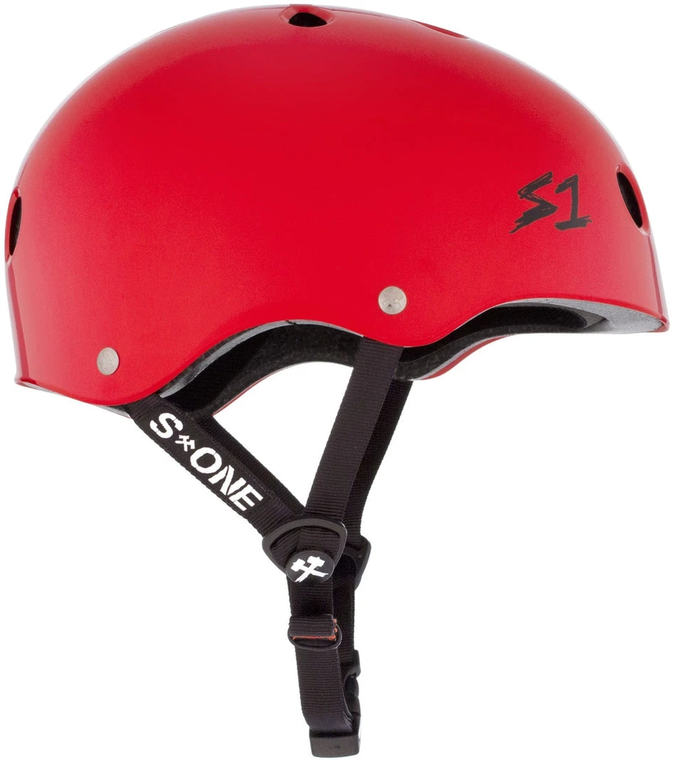 PROTECTIVE GEARS S1 Lifer Helmet - Bright Red Gloss PROTECTIVE GEARS S1 Lifer Helmet - Bright Red Gloss