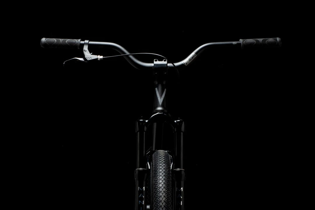 Dirt Jumper Bikes Verde Radix DLX Dirt Jumper 26" Complete Bike - Black 5 Dirt Jumper Bikes Verde Radix DLX Dirt Jumper 26" Complete Bike - Black