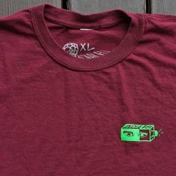 Undialed Recharge Tee - Maroon MEN