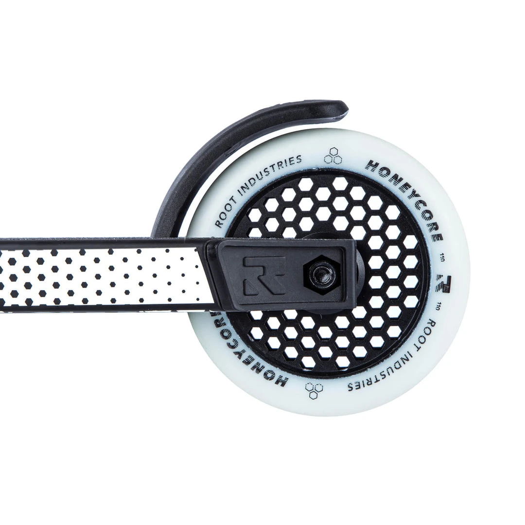 Complete Scooters Root Industries Invictus 2 Complete Scooter - White/Black Complete Scooters Root Industries Invictus 2 Complete Scooter - White/Black