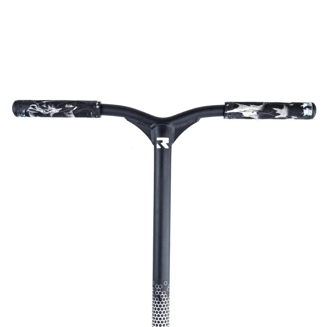 Complete Scooters Root Industries Invictus 2 Complete Scooter - White/Black Complete Scooters Root Industries Invictus 2 Complete Scooter - White/Black