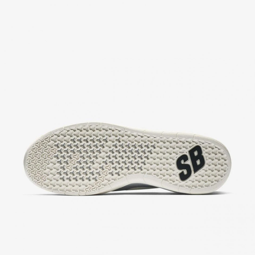 Nike Shoes SB Nyjah Free - Atmosphere Grey/Pale Ivory 5 Nike Shoes SB Nyjah Free - Atmosphere Grey/Pale Ivory